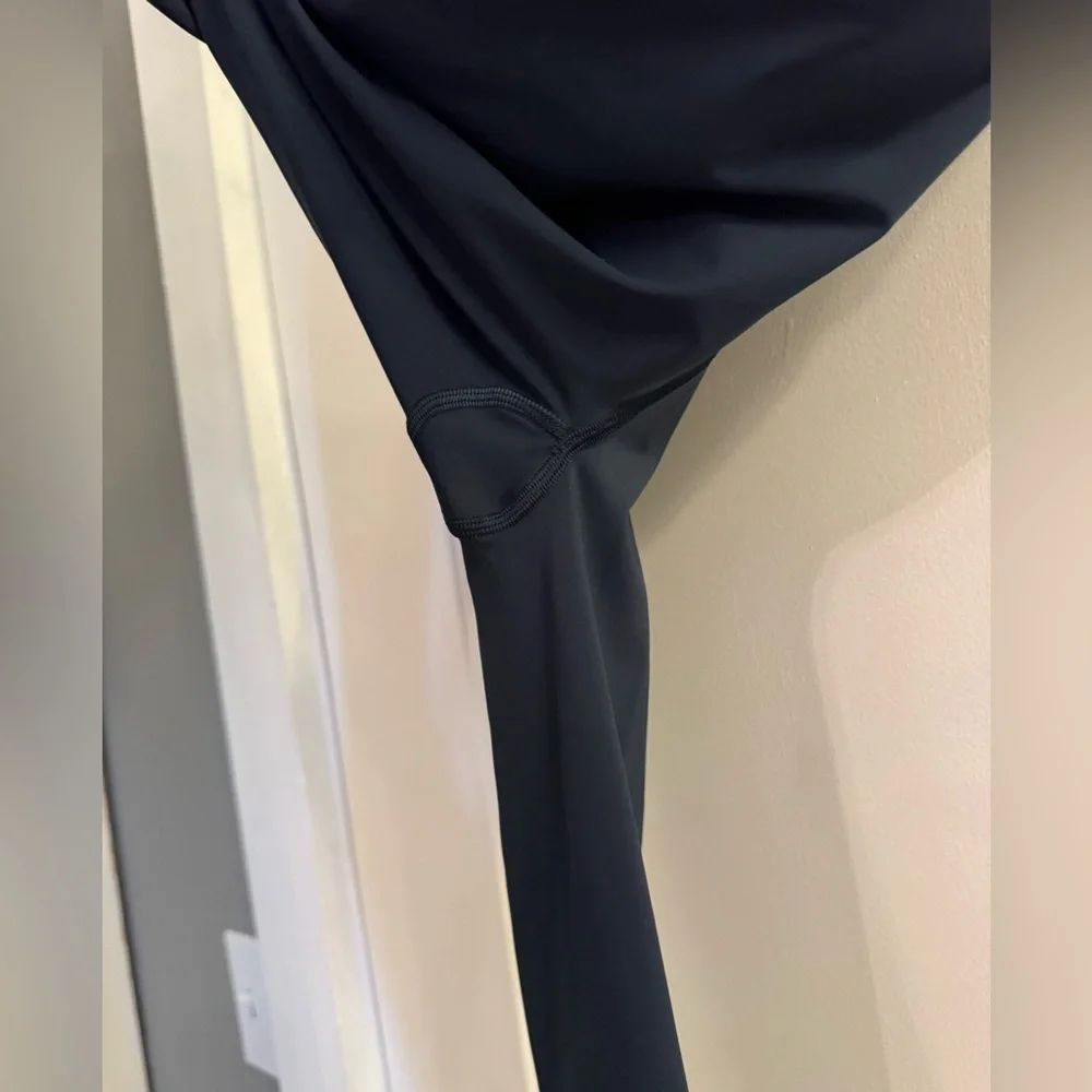 Lululemon Final Lap Crop *23